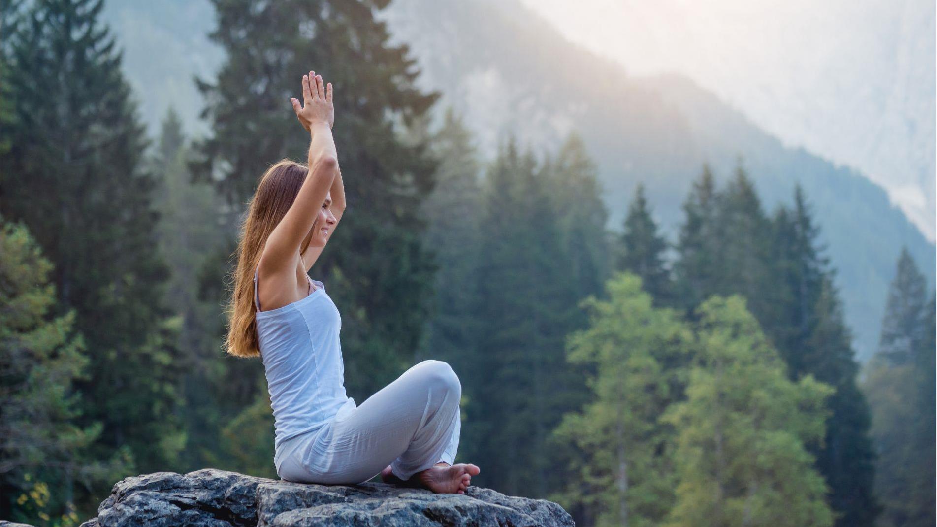 FOREST BATHING E YOGA SULLE DOLOMITI